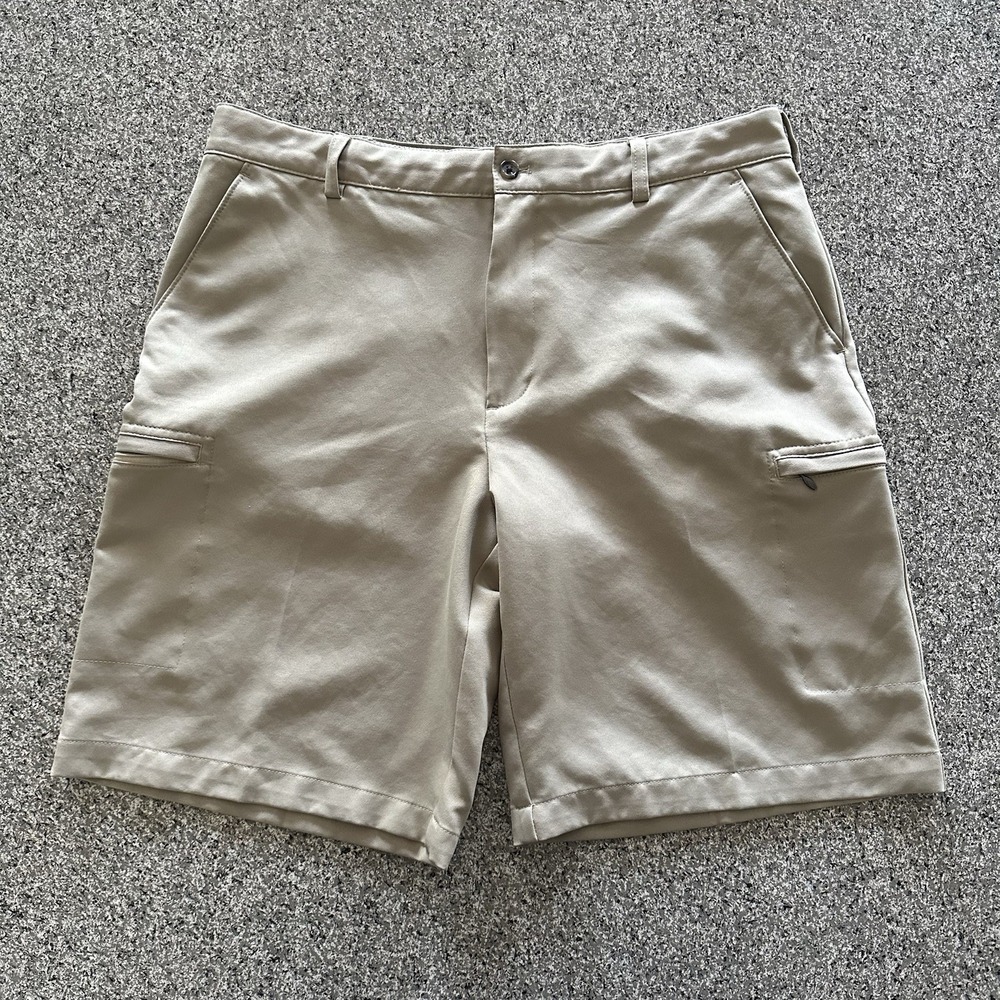 Izod Golf Shorts Men's 36 Swing Flex‎ Cargo Khaki 10" Classic Fit